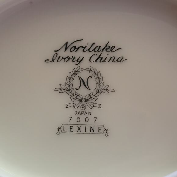Noritake Ivory China Pattern Lexine 7007 Gravy Boat Great Condition - Picture 3 of 10